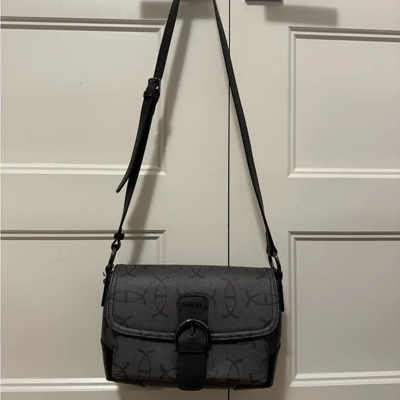 Danier Philipa Flap Shoulder Bag - Picture 2 of 8